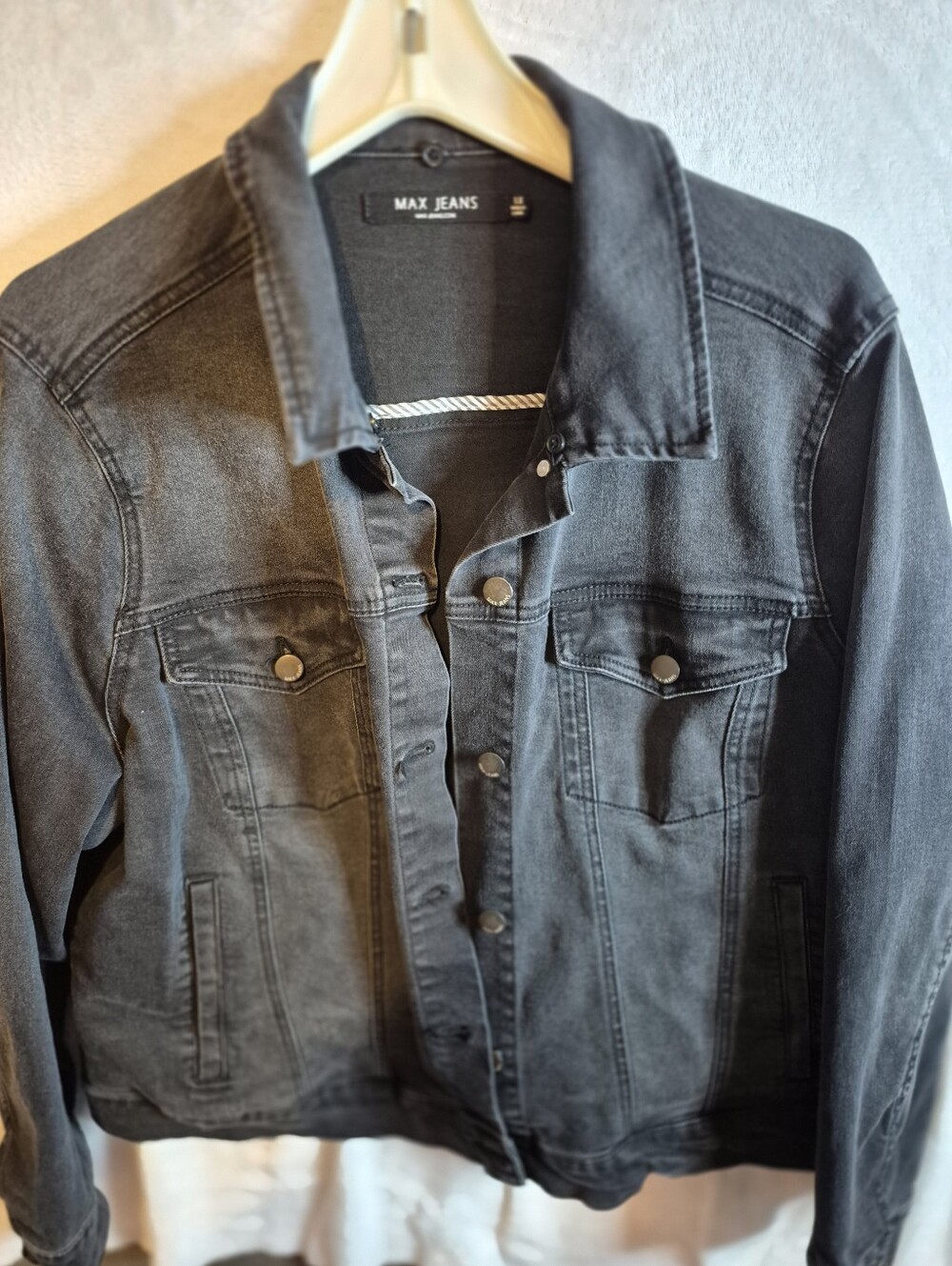 MaxJeans 1X Black Denim Jean Jacket